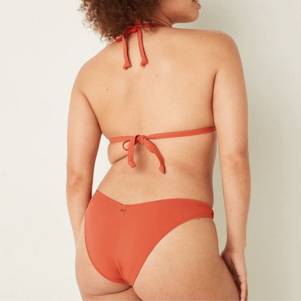 Victoria's Secret PINK Push-Up Triangle
Top V-Front Bikini with Rings Amber Clay - Picture 2 of 10